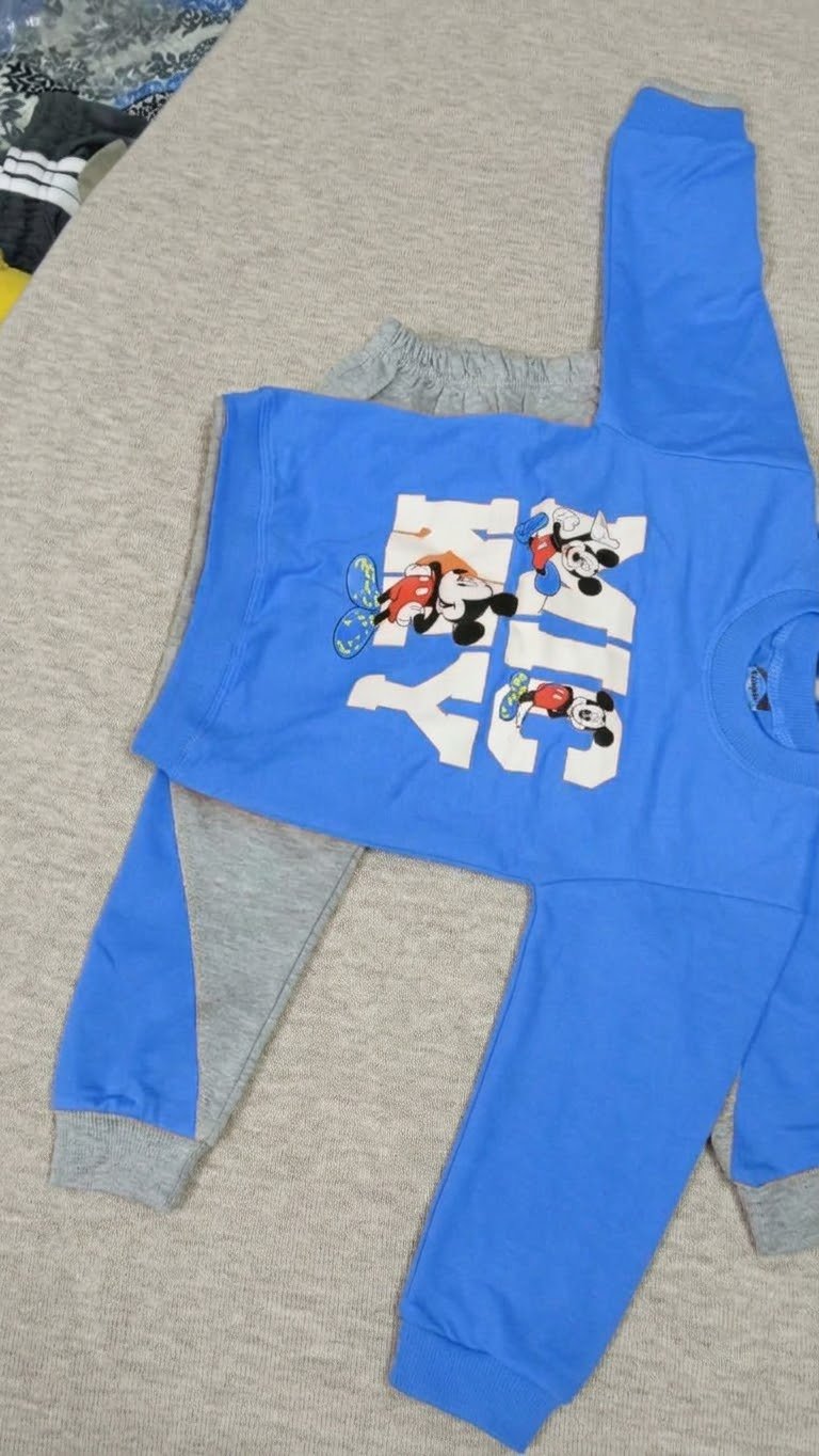 2557 blu